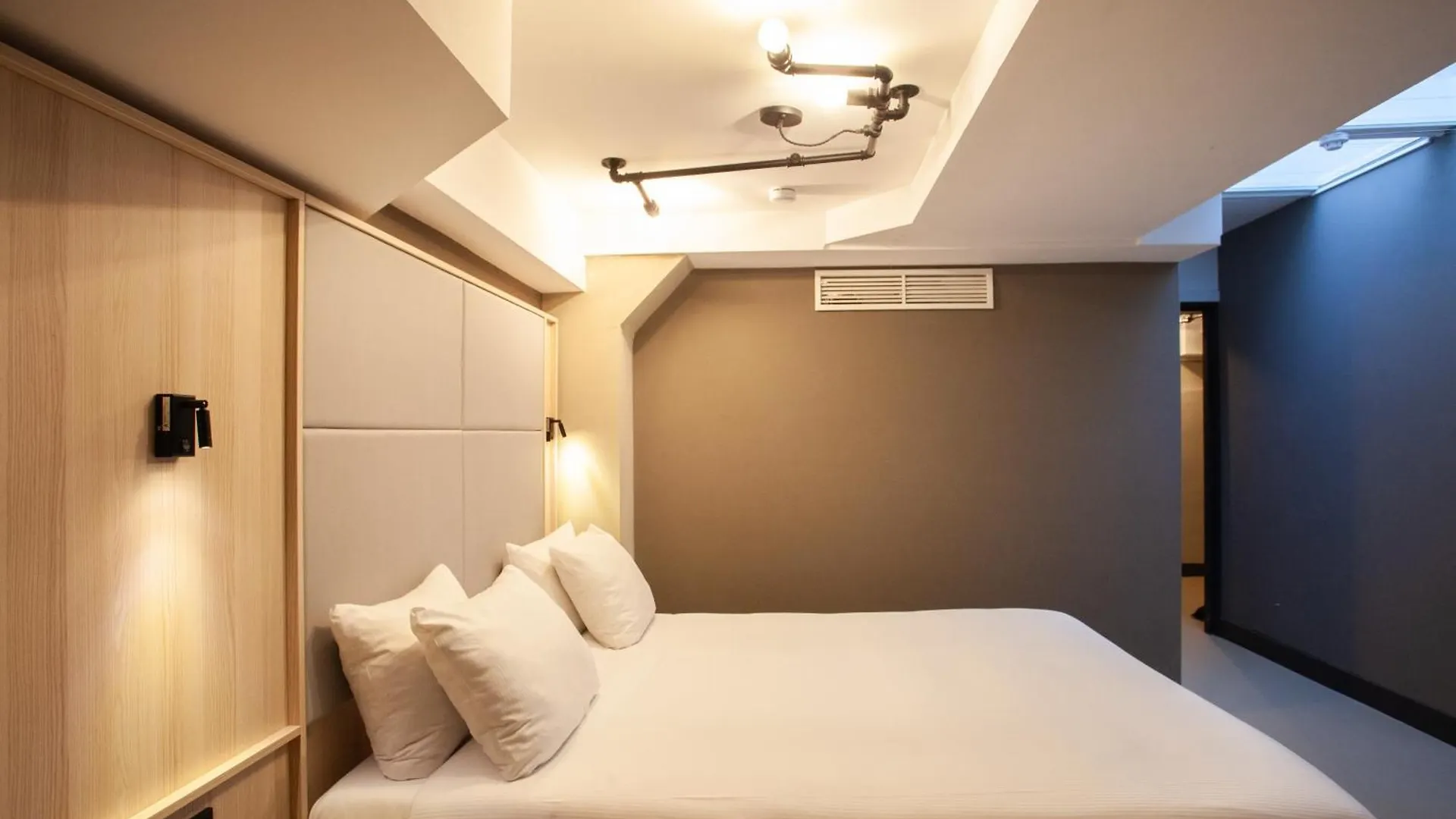 The Alfred Hotel Amsterdam